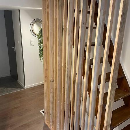 Apartamento La Maisonnette Du Chateau Alençon Exterior foto
